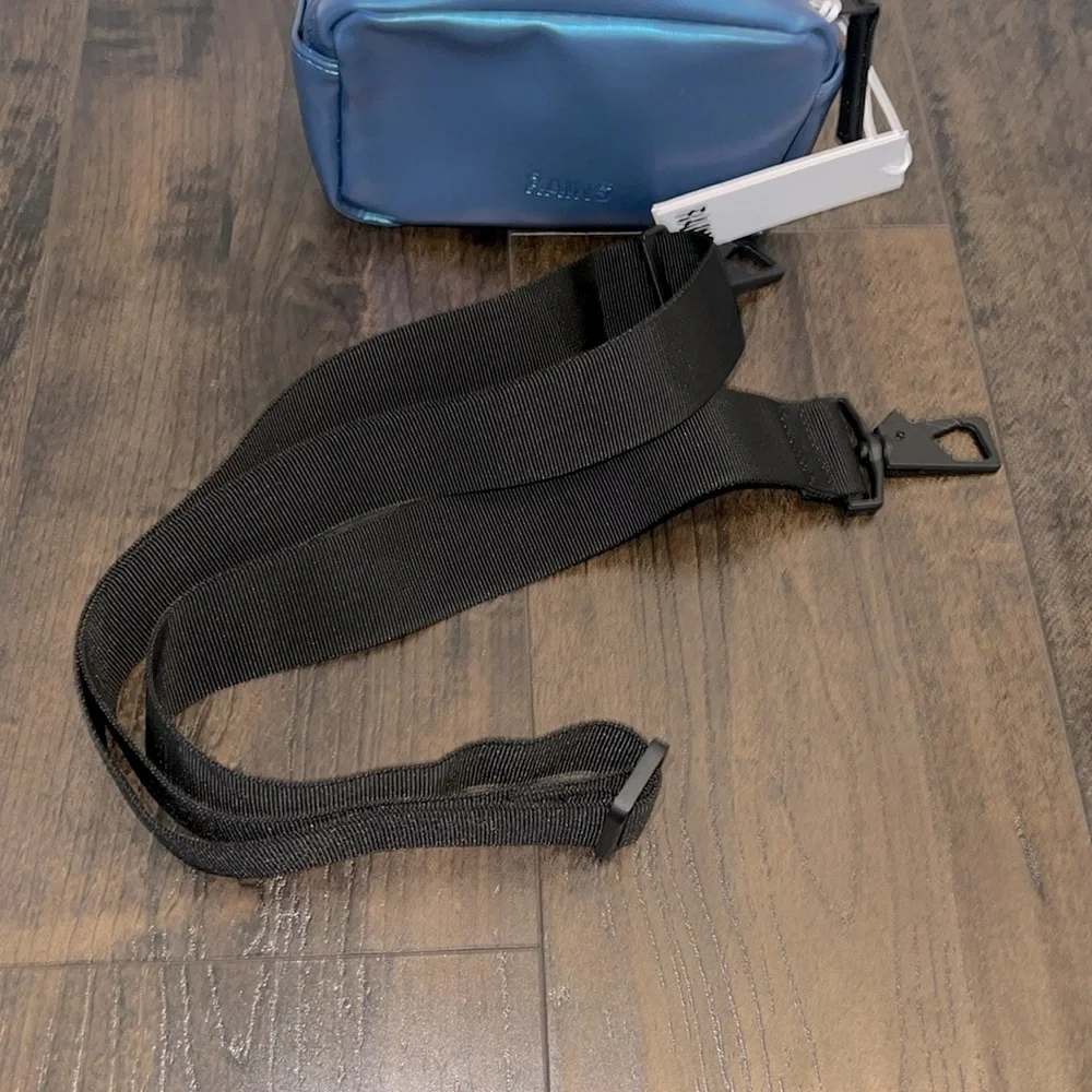 NEW Rains Micro Box Bag - Laser